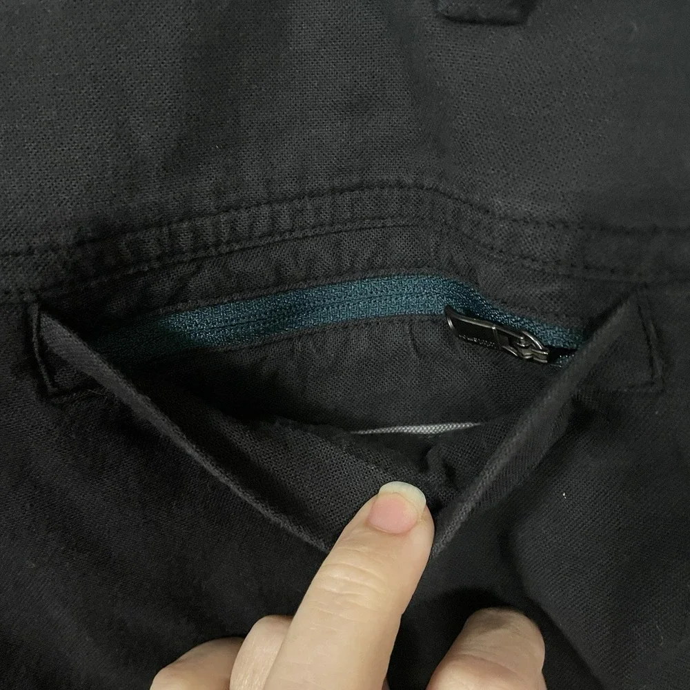 Lululemon Commission Classic Fit Mens 34 Black Chino‎ Golf Preppy Travel EUC